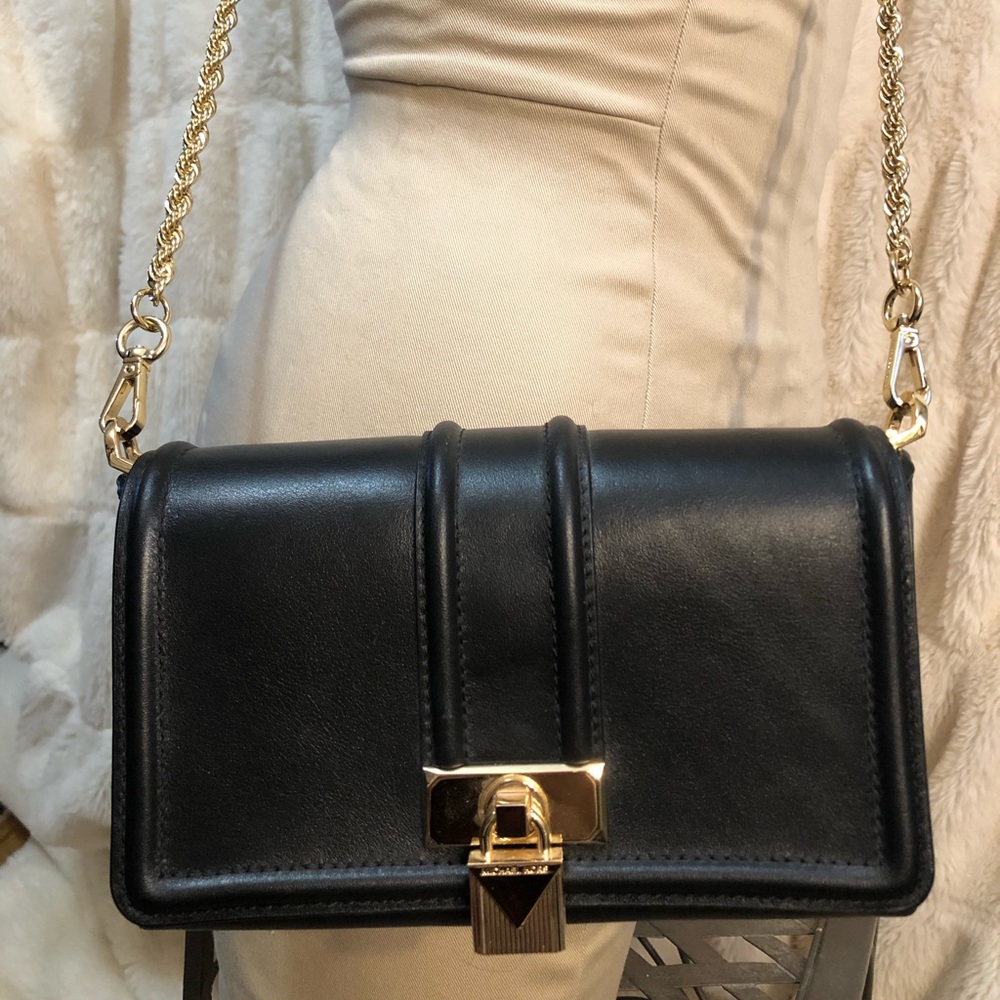 Michael Kors crossbody Black leather purse